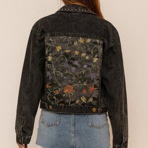 Liz Claiborne Vintage Lizwear Black Denim Jacket Pearls Japanese Flowers